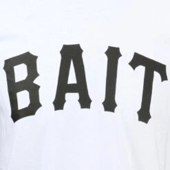 BAIT Men Core Raglan Tee (white / Black) 9 BAIT Men Core Raglan Tee (white / Black) -Tees Shop 08 21 15bait 083