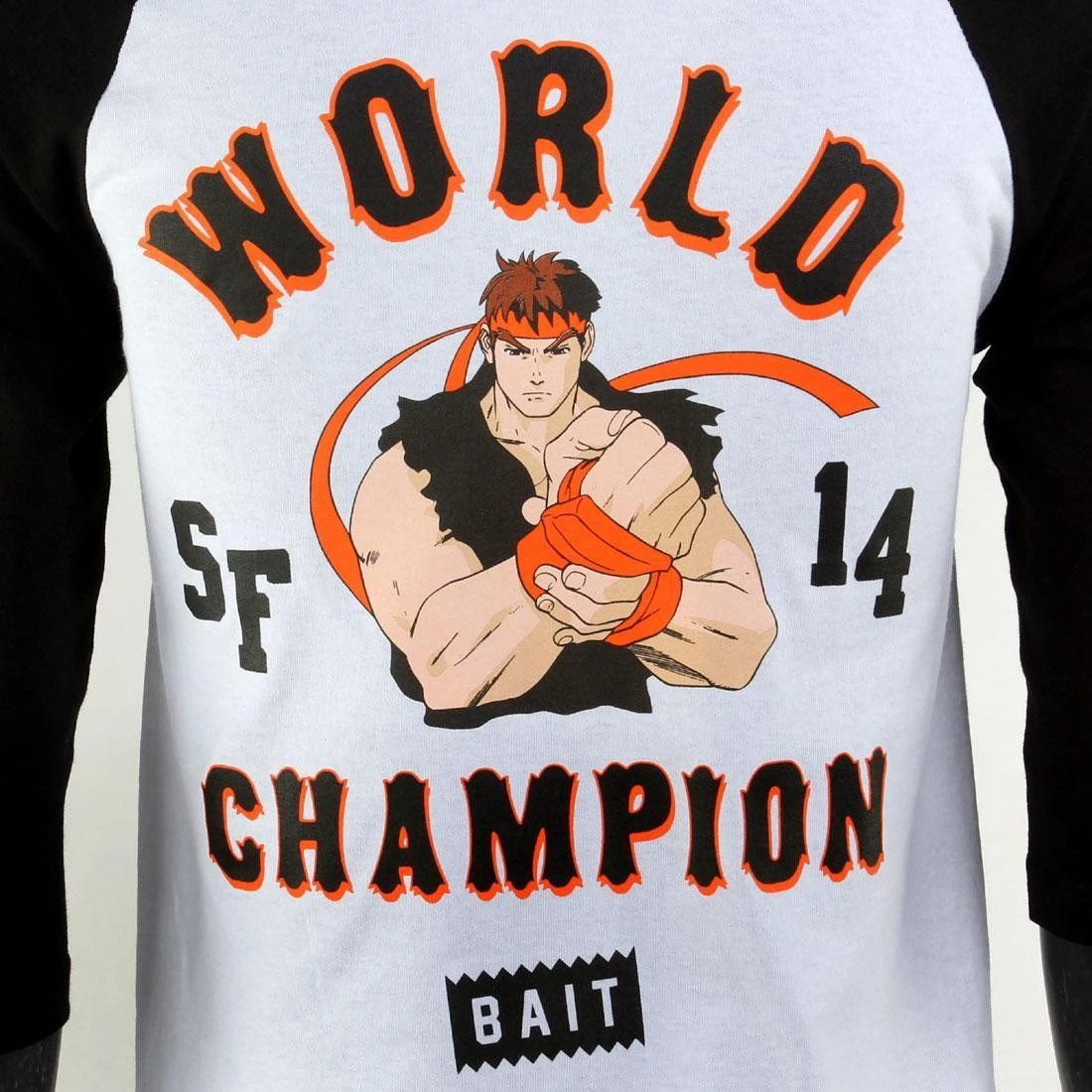 BAIT X Street Fighter Ryu Championship 2014 Raglan Tee (white / Black) 6 BAIT X Street Fighter Ryu Championship 2014 Raglan Tee (white / Black) - Image 4