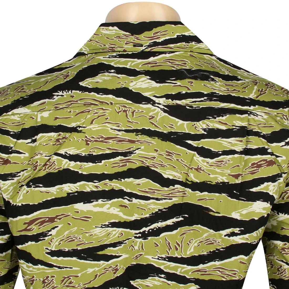 BAIT Basics Long Sleeve Shirt (camo / Tiger Camo) 6 BAIT Basics Long Sleeve Shirt (camo / Tiger Camo) - Image 4