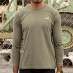 BAIT Men Core Long Sleeve Tee (green / Military Green)