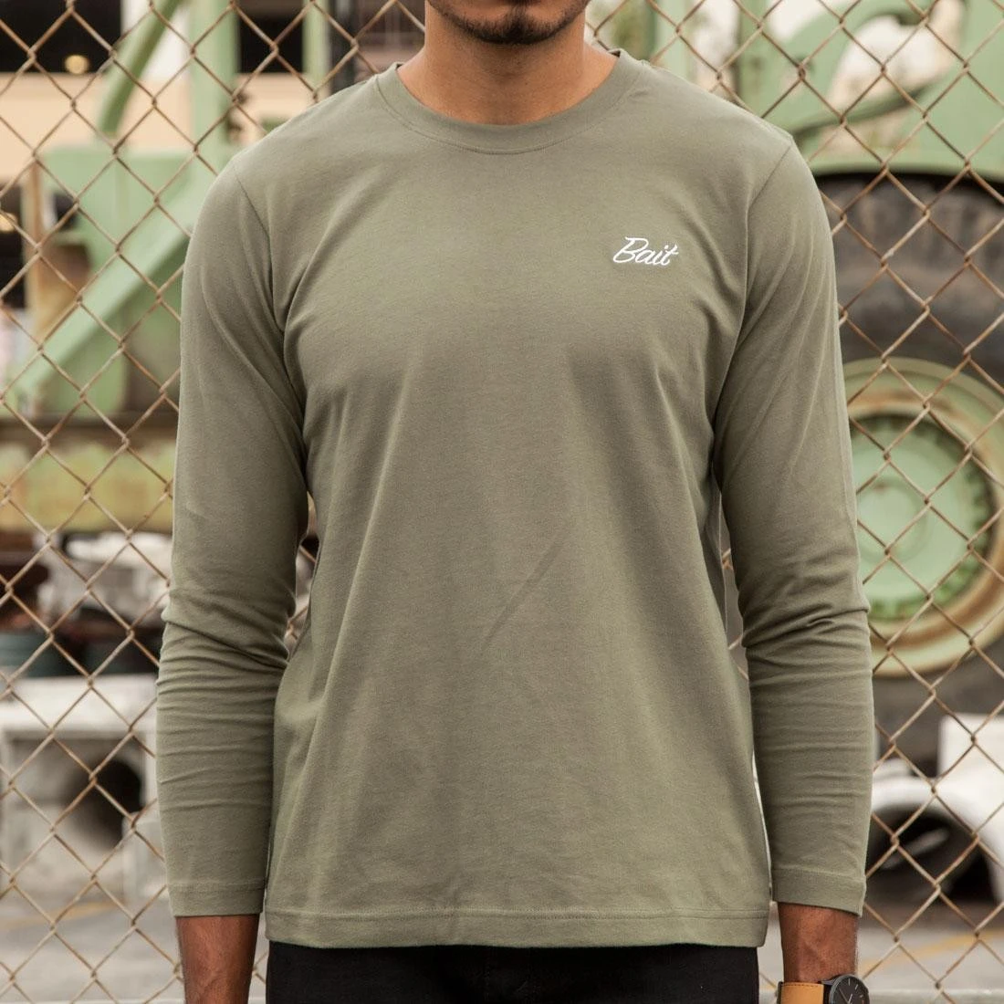 BAIT Men Core Long Sleeve Tee (green / Military Green) 3 BAIT Men Core Long Sleeve Tee (green / Military Green)