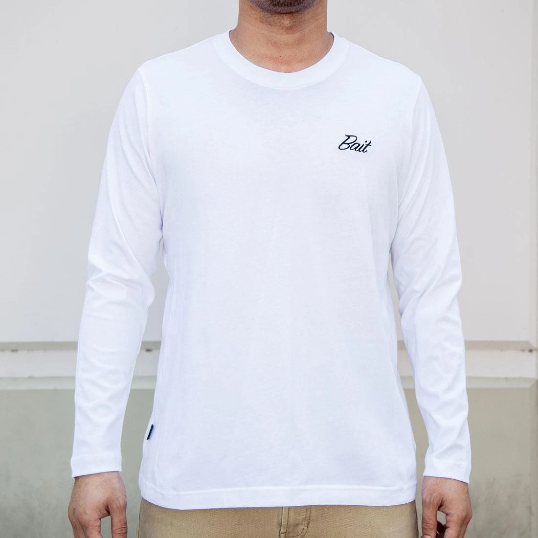 BAIT Men Core Long Sleeve Tee (white) 3 BAIT Men Core Long Sleeve Tee (white)