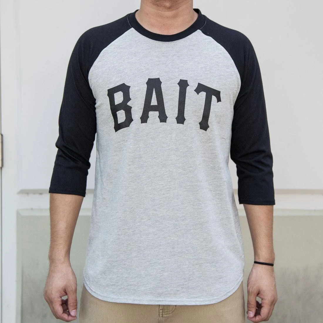 BAIT Men Core Raglan Tee (gray / Black) 3 BAIT Men Core Raglan Tee (gray / Black)