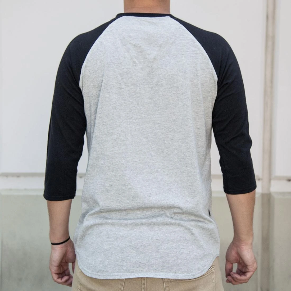 BAIT Men Core Raglan Tee (gray / Black) 4 BAIT Men Core Raglan Tee (gray / Black) - Image 2