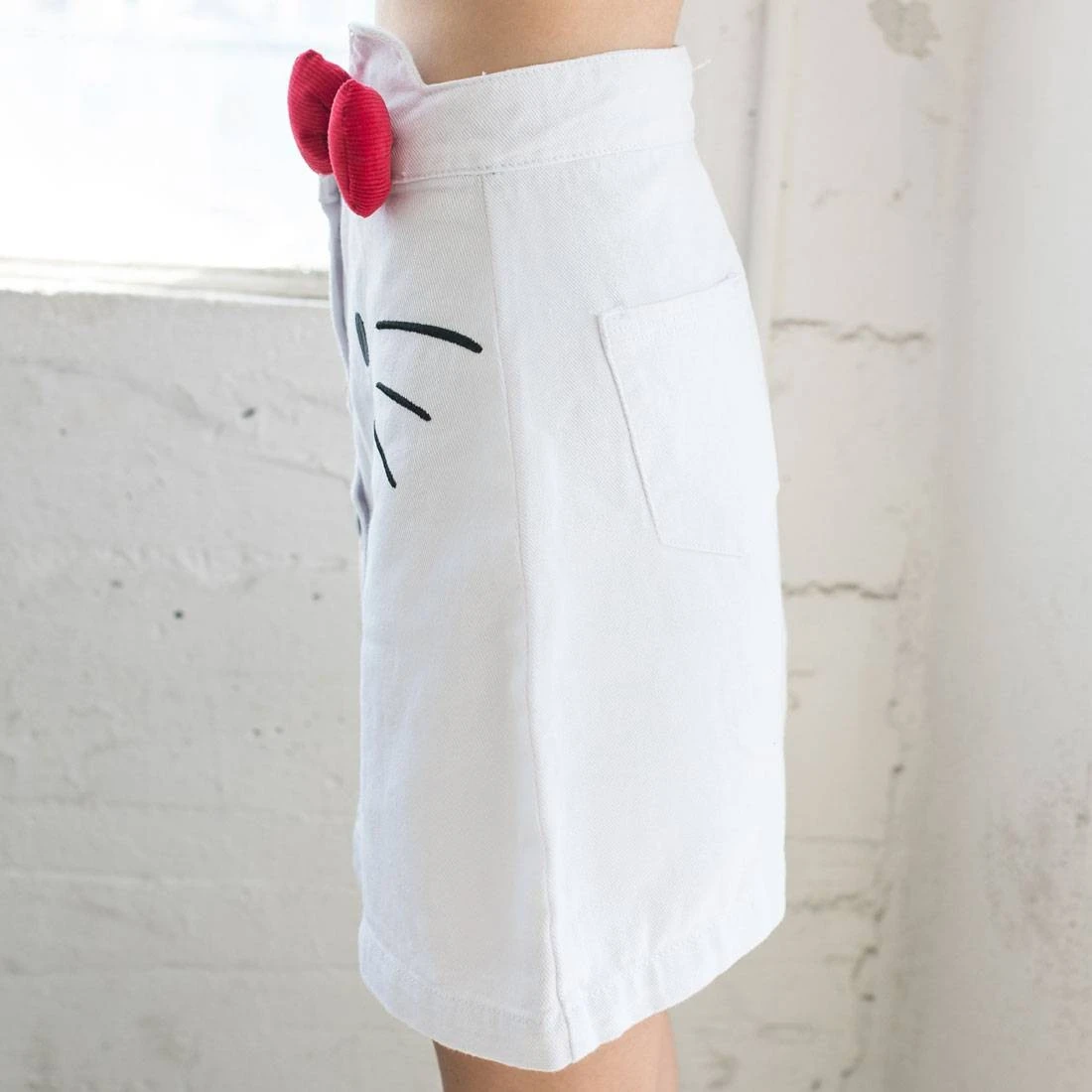 Lazy Oaf X Hello Kitty Women Denim Skirt (White) 5 Lazy Oaf X Hello Kitty Women Denim Skirt (White) - Image 3