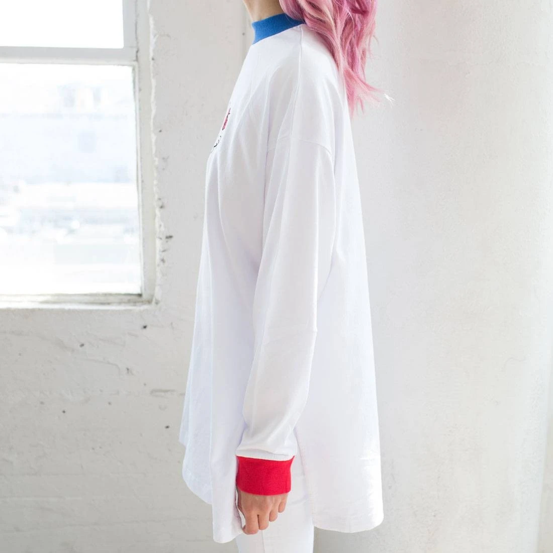 Lazy Oaf X Hello Kitty Women Long Sleeve Split Tee (White) 6 Lazy Oaf X Hello Kitty Women Long Sleeve Split Tee (White) - Image 4