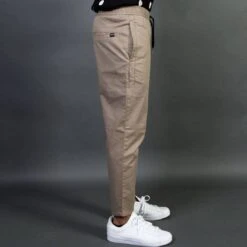 Zanerobe Men Cropshot Chino Pants (beige) 8 Zanerobe Men Cropshot Chino Pants (beige) -Tees Shop v07a2856