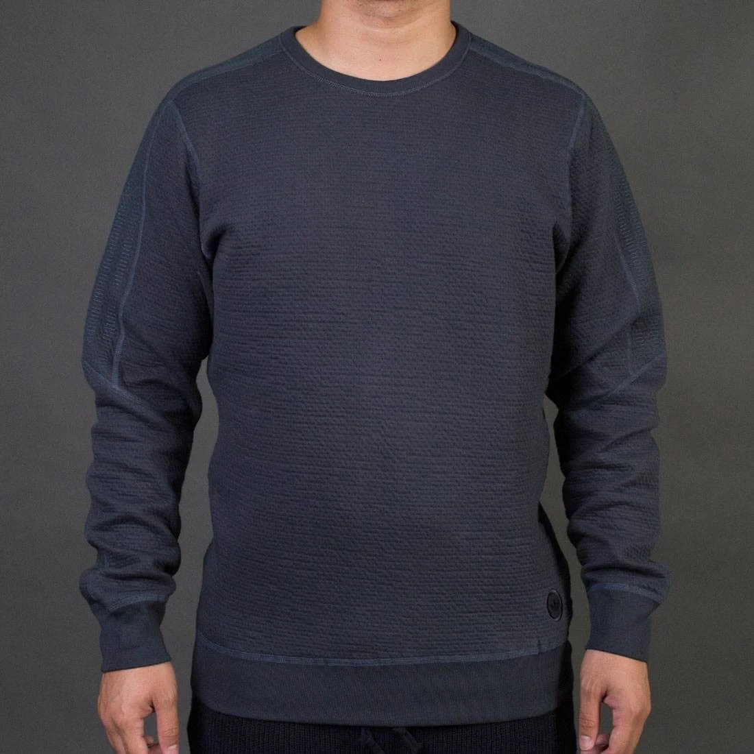 Adidas X Wings + Horns Men Cabin Fleece Crew Sweatshirt (gray / Night Grey) 3 Adidas X Wings + Horns Men Cabin Fleece Crew Sweatshirt (gray / Night Grey)